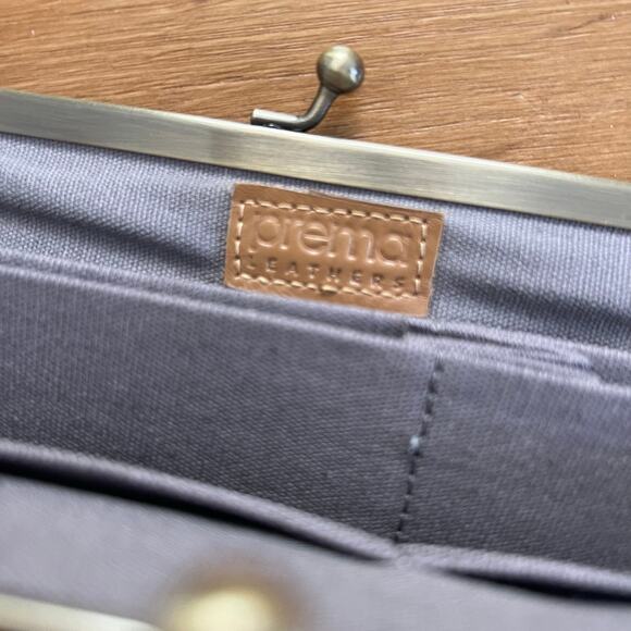 Prema Leathers Grace Kiss Lock Clutch Wallet Tan Brown Vintage Inspired Elegant - Picture 6 of 6